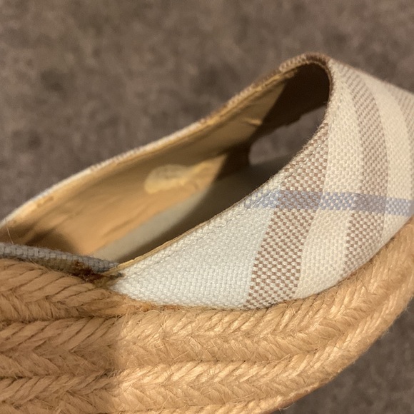 🌸🌺💕 BURBERRY ESPADRILLES (Made in Spain) - Picture 13 of 16